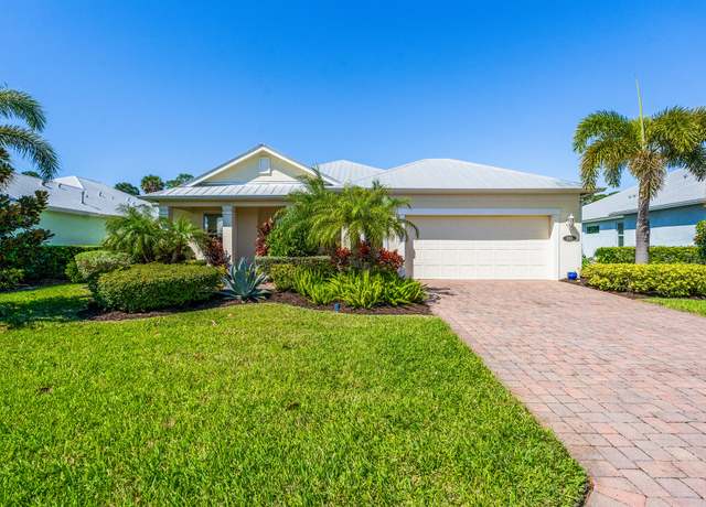 Property at 261 11th Sq SW, Vero Beach, FL 32962, 2 beds, 2 baths