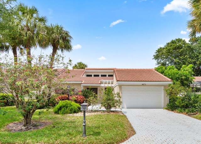 Property at 25 Glens Dr W, Boynton Beach, FL 33436, 3 beds, 2 baths