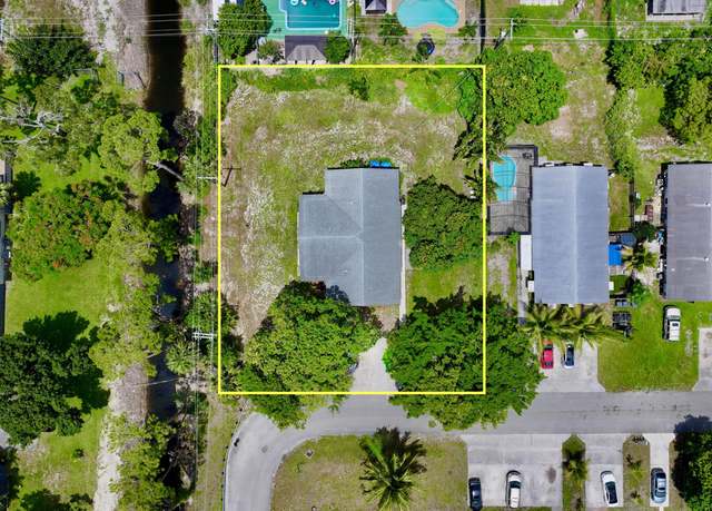 Property at 4485 47th Ave S, Lake Worth, FL 33463, 6 beds, 4 baths