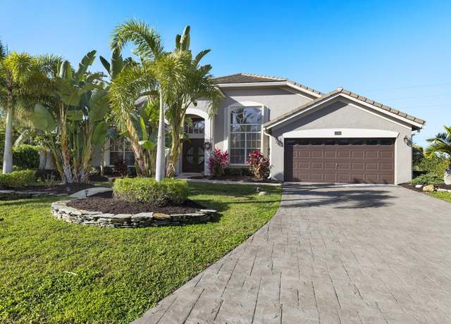 Property at 15766 Bent Creek Rd, Wellington, FL 33414, 3 beds, 2.5 baths