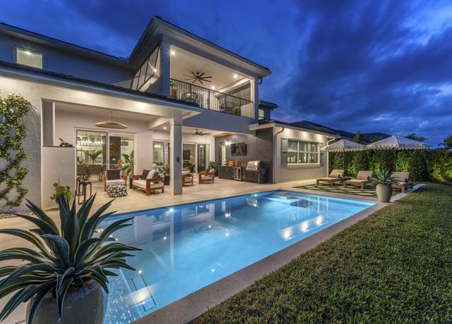 Property at 2465 NE Evinrude Cir, Jensen Beach, FL 34957, 5 beds, 6.5 baths