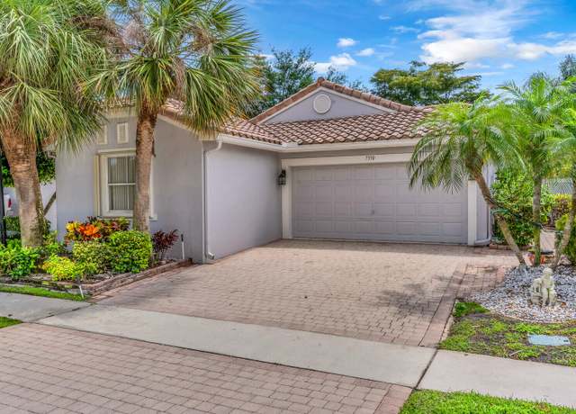 Property at 7350 Granville Ave, Boynton Beach, FL 33437, 2 beds, 2 baths