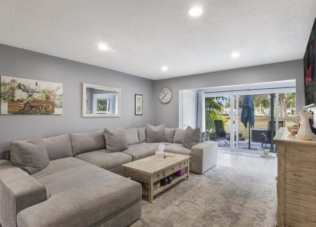 Property at 13658 Via Flora Unit B, Delray Beach, FL 33484, 2 beds, 2 baths