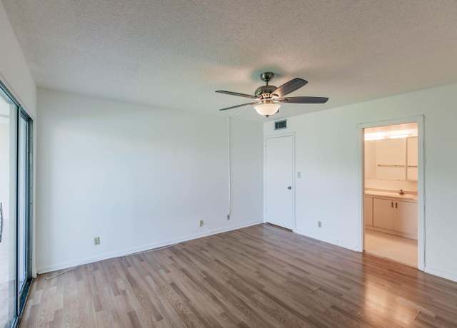 Property at 2505 Antigua Ter Unit E3, Coconut Creek, FL 33066, 2 beds, 2 baths