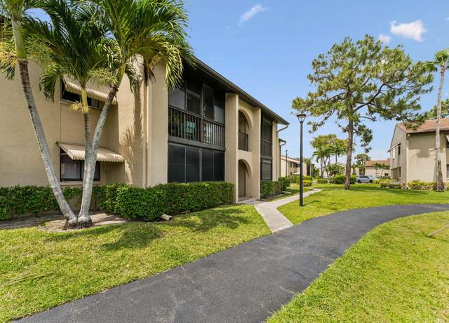 Property at 536 Shady Pine Way Unit B2, Greenacres, FL 33415, 2 beds, 2 baths
