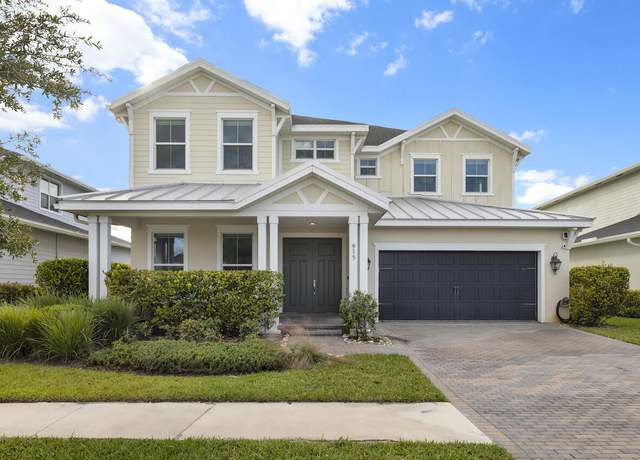 Property at 915 Sweetgrass St, Loxahatchee, FL 33470, 4 beds, 3.5 baths