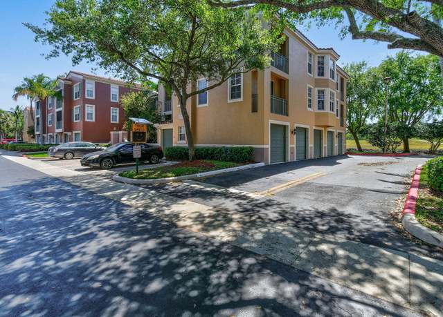 Property at 11730 Saint Andrews Pl #208, Wellington, FL 33414, 3 beds, 2 baths