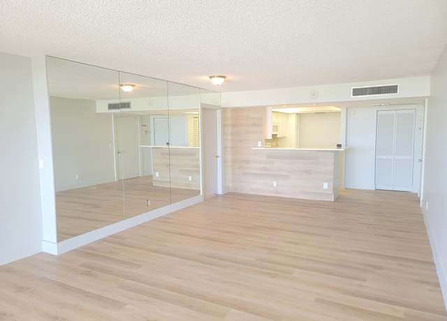 Property at 2425 Presidential Way #603, West Palm Beach, FL 33401, 2 beds, 2 baths