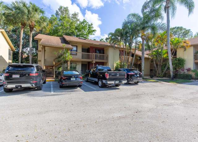 Property at 13165 Chadwick Ct #32, Wellington, FL 33414, 3 beds, 2 baths
