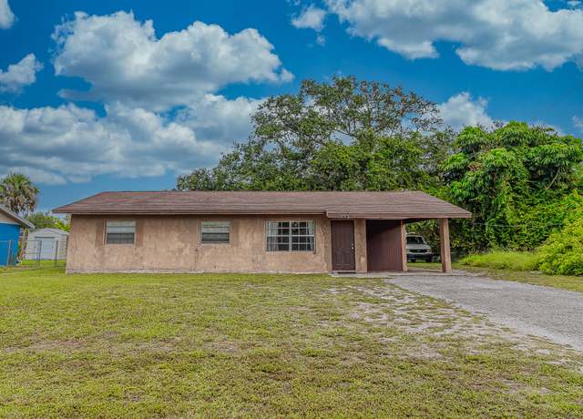 Property at 2695 Mohawk Ave, Fort Pierce, FL 34946, 3 beds, 1 bath