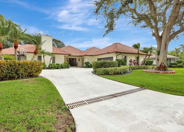Property at 2 Durness Ct, Palm Beach Gardens, FL 33418, 4 beds, 3 baths