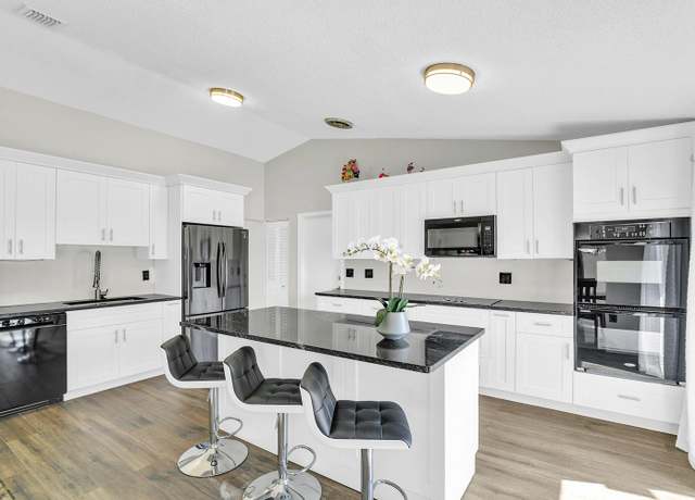 Property at 6335 Hitchin Post Way, Delray Beach, FL 33484, 2 beds, 2 baths