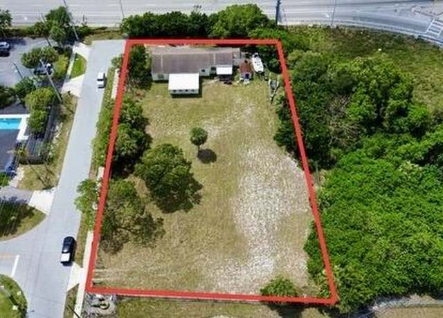 Property at 1401 SW 3rd St, Boynton Beach, FL 33435, 3 beds, 2 baths