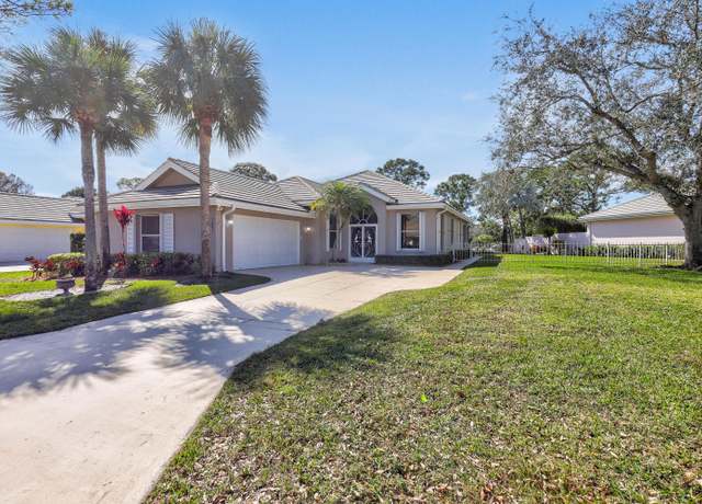 Property at 7351 SE Fiddlewood Ln, Hobe Sound, FL 33455, 3 beds, 2 baths