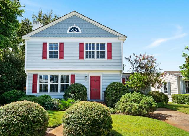 Property at 344 Valley Forge Rd, West Palm Beach, FL 33405, 3 beds, 2.5 baths