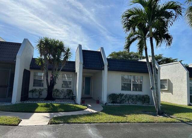 Property at 106 Lake Rebecca Dr, West Palm Beach, FL 33411, 2 beds, 2 baths
