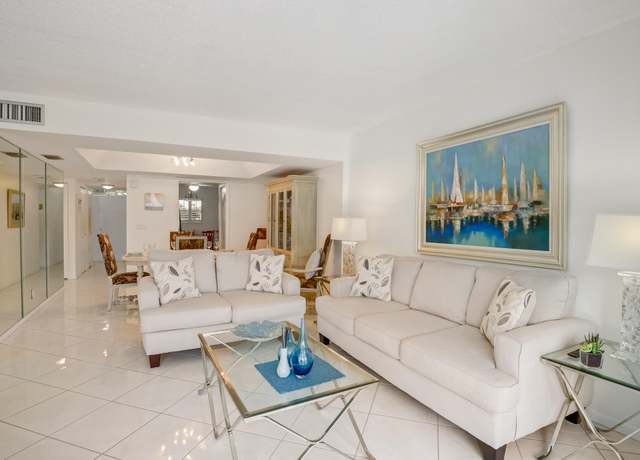 Property at 6850 10th Ave N #206, Lake Worth, FL 33467, 2 beds, 2 baths
