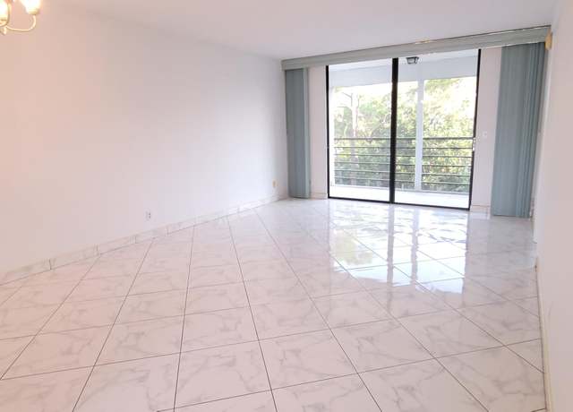 Property at 4700 Lucerne Lakes Blvd #407, Lake Worth, FL 33467, 2 beds, 2 baths