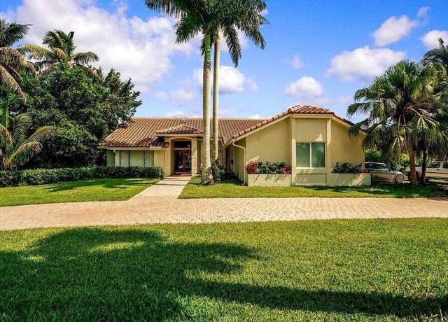 Property at 11808 Greystone Dr, Boca Raton, FL 33428, 4 beds, 2.5 baths