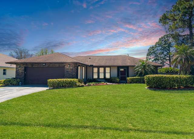 Property at 858 SE Kendall Ave, Port Saint Lucie, FL 34983, 3 beds, 2 baths
