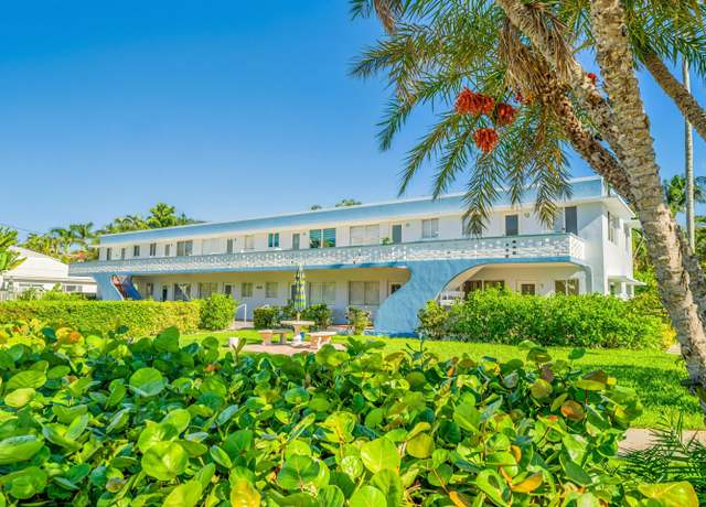 Property at 1006 Casuarina Rd #11, Delray Beach, FL 33483, 1 bed, 1 bath
