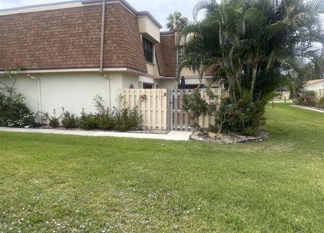 Property at 2633 NW 7th Ct Unit B, Delray Beach, FL 33445, 2 beds, 2.5 baths