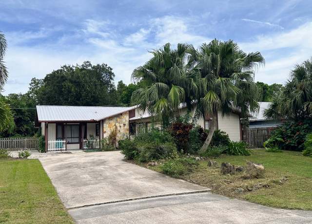 Property at 2316 44th Av Ave, Vero Beach, FL 32966, 3 beds, 2 baths