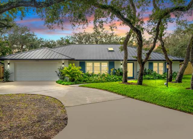 Property at 1175 Bounty Blvd, Vero Beach, FL 32963, 3 beds, 2.5 baths
