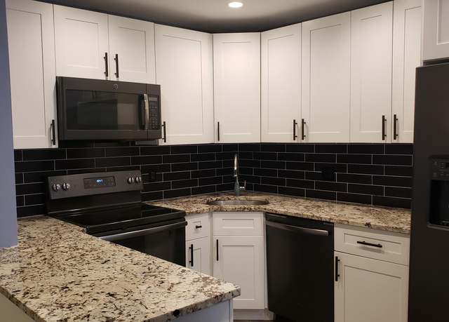 Property at 4871 Sable Pine Cir Unit B-2, West Palm Beach, FL 33417, 2 beds, 2 baths