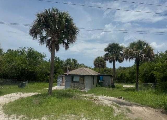 Property at 4705 N Us Highway 1, Fort Pierce, FL 34946, 1 bed, 1 bath