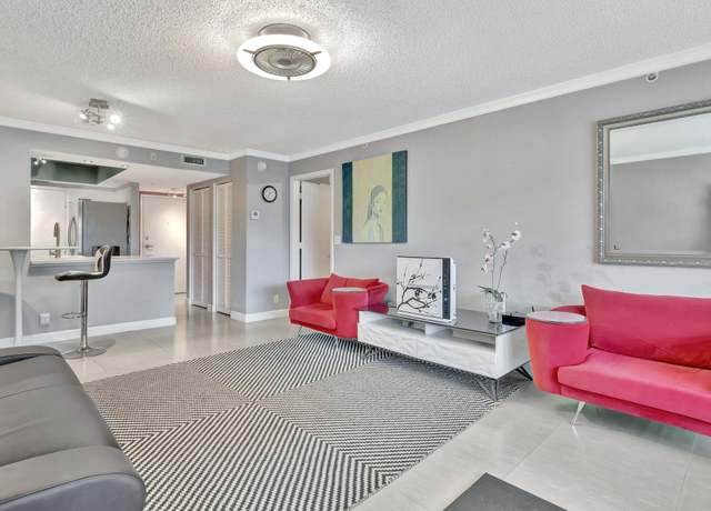 Property at 4025 N Federal Hwy Unit 317b, Oakland Park, FL 33308, 1 bed, 1.5 baths