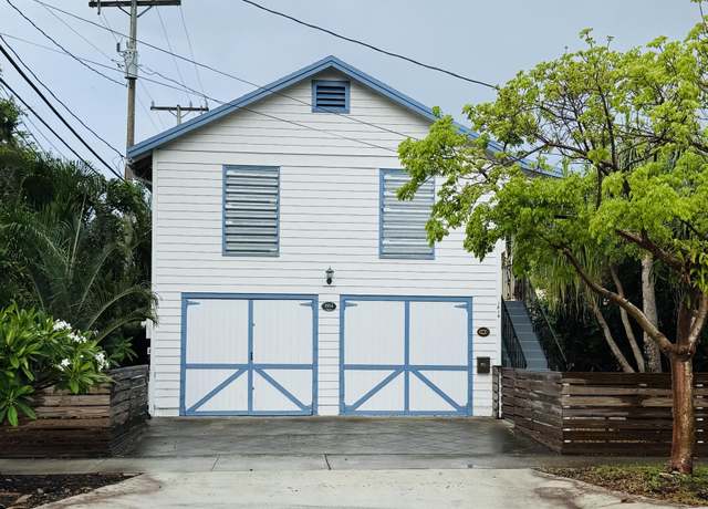 Property at 1914 Lake Ave, West Palm Beach, FL 33401, 3 beds, 3 baths