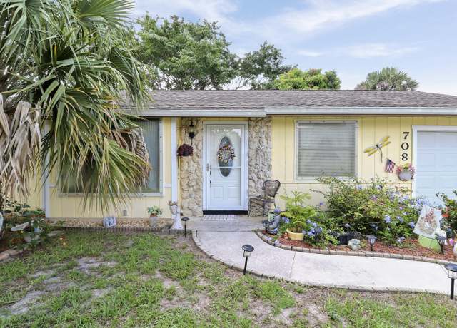Property at 708 SE Karrigan Ter, Port Saint Lucie, FL 34983, 2 beds, 2 baths