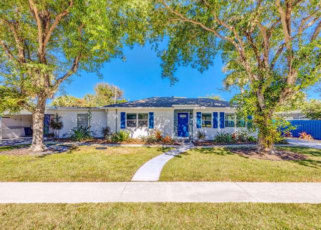 Property at 210 17th Ave S, Lake Worth Beach, FL 33460, 4 beds, 3 baths