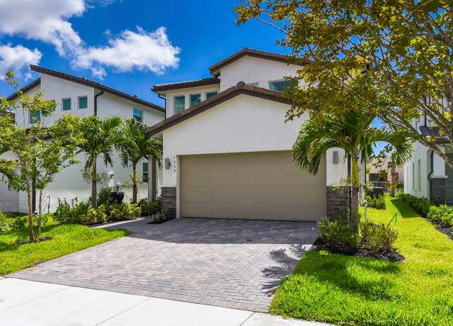 Property at 1535 Verawood Ln, Delray Beach, FL 33445, 3 beds, 2.5 baths