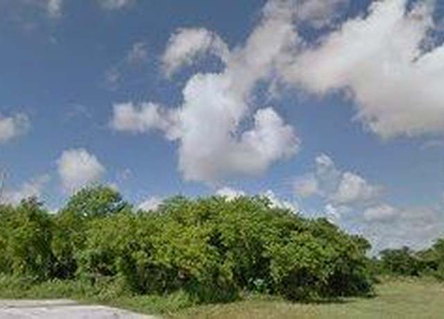 Property at 3540 Jeffcott St, Fort Myers, FL 33916