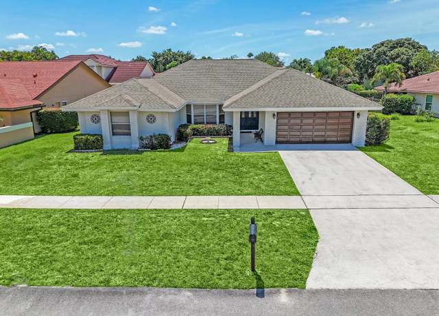 Property at 2316 Seaford Dr, Wellington, FL 33414, 4 beds, 2.5 baths