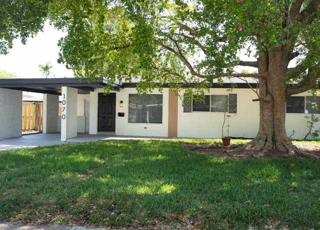 Property at 1070 SW 4th Ave, Pompano Beach, FL 33060, 4 beds, 2 baths
