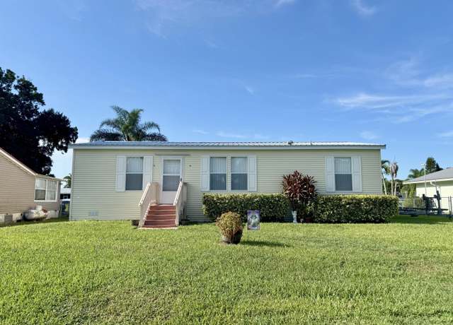 Property at 3107 SE 21st Ct, Okeechobee, FL 34974, 3 beds, 2 baths