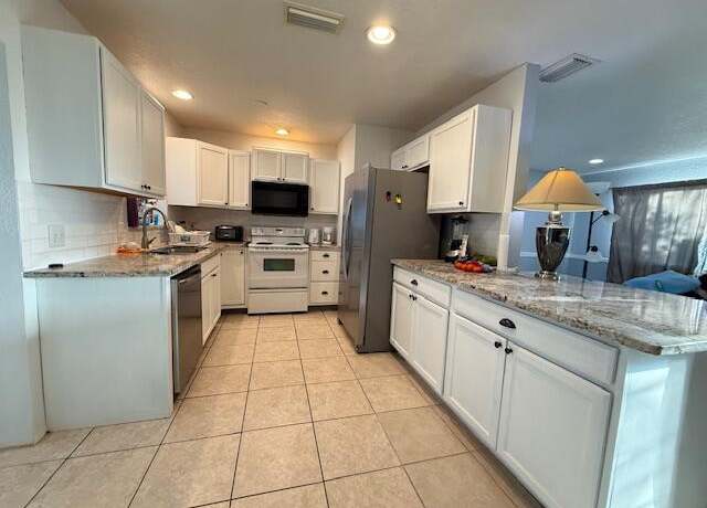 Property at 1857 SW Morelia Ln, Port Saint Lucie, FL 34953, 3 beds, 2 baths