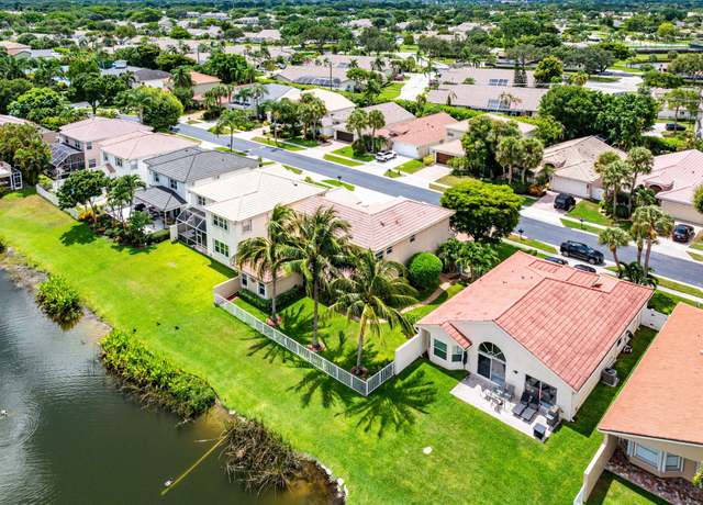 Property at 9511 Fox Trot Ln, Boca Raton, FL 33496, 4 beds, 3.5 baths