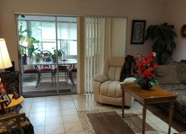 Property at 9400 Lime Bay Blvd #112, Tamarac, FL 33321, 2 beds, 2.5 baths