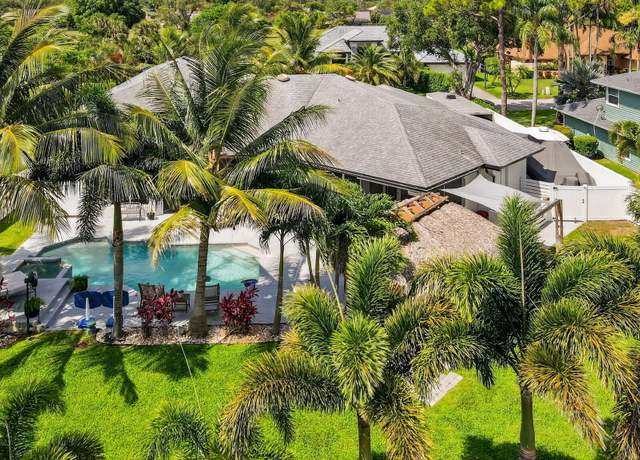 Property at 4315 Caryota Dr, Boynton Beach, FL 33436, 5 beds, 4 baths