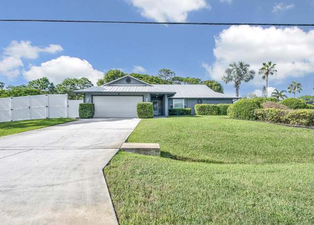 Property at 1573 SE Blockton Ave, Port Saint Lucie, FL 34952, 3 beds, 2 baths