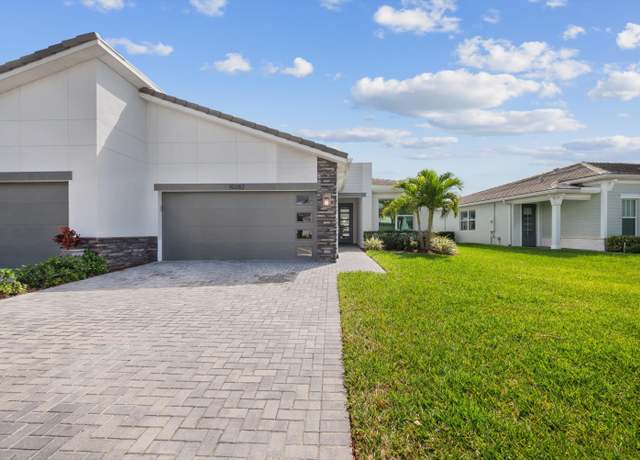 Property at 10282 SW Corvus Ln, Port Saint Lucie, FL 34987, 3 beds, 2 baths