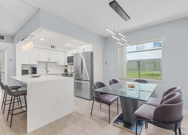 Property at 590 Normandy M, Delray Beach, FL 33484, 2 beds, 2 baths