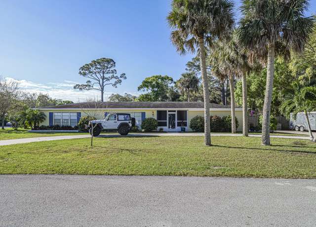 Property at 2845 Tropical Ave, Vero Beach, FL 32960, 2 beds, 2 baths