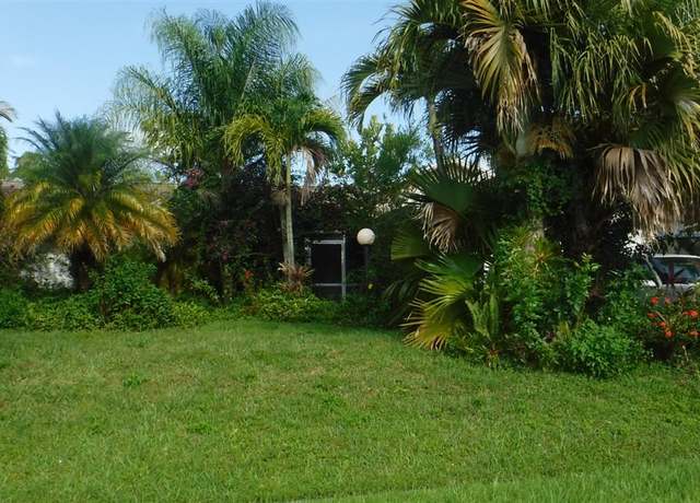 Property at 2482 SW Avondale St, Port Saint Lucie, FL 34984, 3 beds, 2 baths