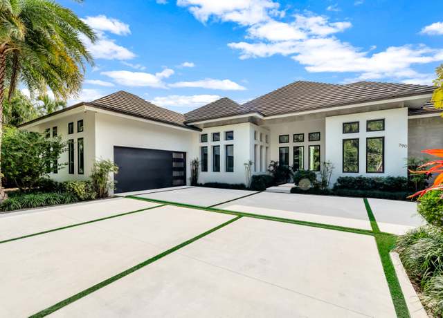 Property at 790 Lake Dr, Vero Beach, FL 32963, 3 beds, 4.5 baths