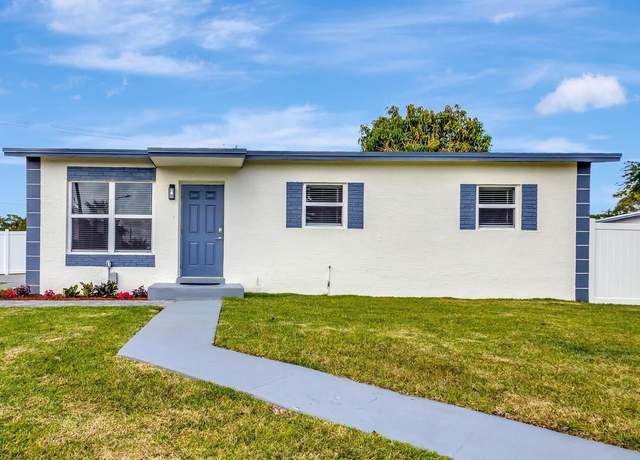 Property at 1335 Lee St, Delray Beach, FL 33444, 3 beds, 2 baths
